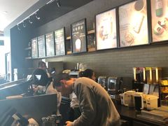 -星巴克臻选(莘庄仲盛店)
