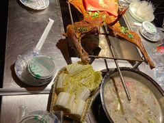 -冰冰龙虾·江湖菜·花园江景餐厅