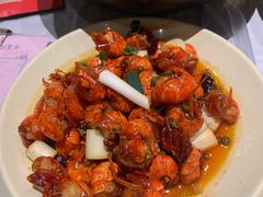 -巴厘龙虾·榜首油焖大虾(音乐学院·沿江酒馆店)
