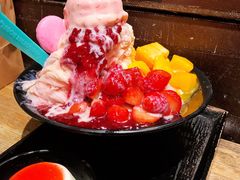 超级综合草莓雪花冰-思慕昔(士林店)