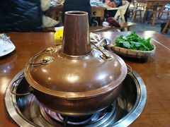 -岳记兴隆·青城腊排铜火锅(融创店)