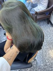 点击看大图 -藤野造型专业烫染接发