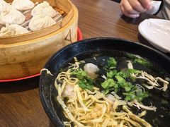 -玖鲜小笼(中山广场店)