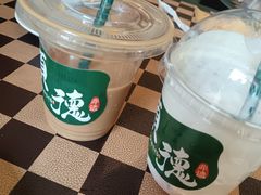 -周大娘牛乳(旧寨古村总店)