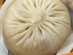 蟹粉汤包-朱洪元苏式面馆(绿宝广场店)
