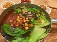 嬢嬢跷脚牛肉粉-小满手工粉(上海月星环球港店)