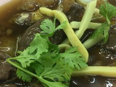 鱼肚汤-红大哥水门鸡饭(總店)
