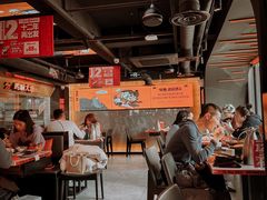 大堂-鸣记脆皮烤鱼·海鲜烤鱼(三八广场店)