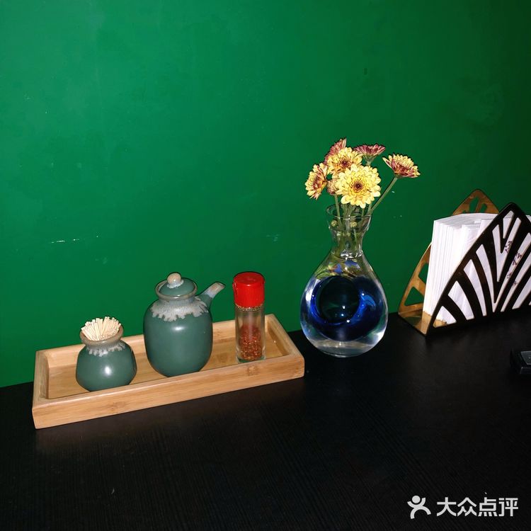 老板给端上来的时候看着就不咋地 颜值平平无奇