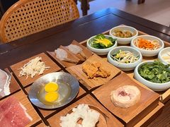 -银米·云南传统过桥米线(双廊黑金冠店)