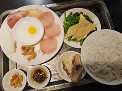 蒙自过桥米线-南蛮子(进贤路店)