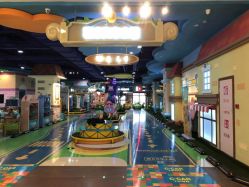 -纽西卡汽车小镇(大悦城店)