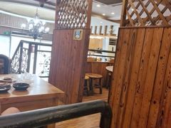 大堂-老东镇啤酒屋海鲜加工·蒸汽海鲜·海鲜烧烤(台东店)