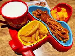 -必胜客(新中纬店)