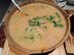 -蚝堡海鲜·威海菜·海肠捞饭·烧烤·亚洲吃蚝公司(幸福门店)