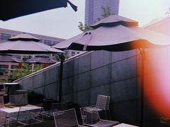 -UNI UNI(环亚凯瑟琳店)