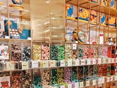 -VENCHI 闻绮(上海佛罗伦萨小镇店)