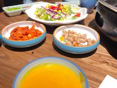 -明洞阿姨·韩式酱蟹烤肉·创意料理(三元桥店)