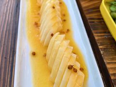 -东口码头·烧鸽子·鱼头泡饼·地方菜(金鹰悦城店)