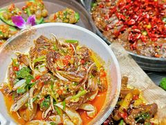 -依呀呀ktv烧烤小串(中山西路店)