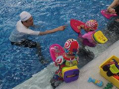 -小小王国亲子游泳(富民中心)