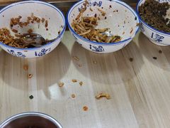 -统桶发卤粉王(银盆岭万达广场店)