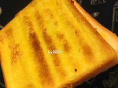 面包片-喝丢一只鞋辣炒海鲜小烧烤(三八广场店)