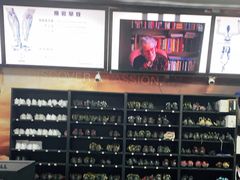 -魔岩攀登(南京东路店)