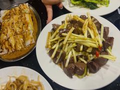 -一哥美食(总店)