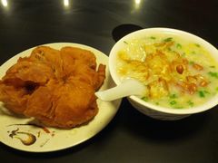咸煎饼-伍湛记 · 广州老字号(龙津中路店)
