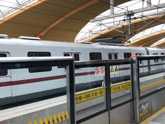 -康新公路(地铁站)