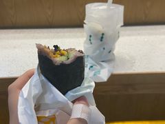 -两只老饕(银泰创意城店)