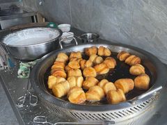 -钱记包子糕团
