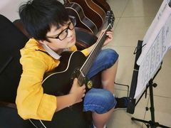 -艺桉余音琴行(火神庙分店)