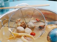 -湾区九号鲜切牛肉火锅(明珠南路店)