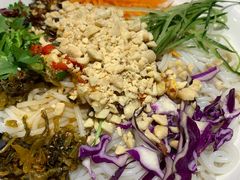 -觅山云南菜(泊富ICITY店)