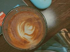 澳白-线格之间COFFEE