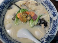 山外山极品鱼头皇-山外山·林语花园餐厅