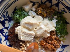 豆花米线-蜗牛小馆醉乡民谣云南菜(惠新西里店)