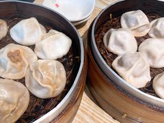 蟹黄汤包-鸡鸣汤包(复地活力广场店)