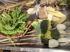 -牛串门串串香(东直门簋街总店)