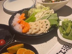 -三江源活鱼现烤(维多利摩尔城店)