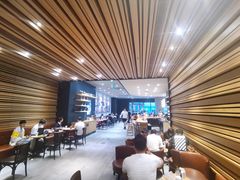 大堂-星巴克臻选(郑州国贸360广场店)