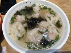 -三好食堂(煎饺·馄饨·肉饼米线·盛世广场店)