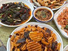 -丹水桥地锅鱼·翘嘴鲌·地方特色全鱼宴(丹江口大坝店)