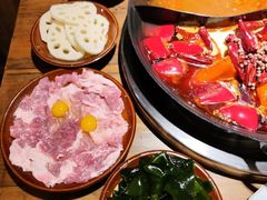 -王婆乔鲜鱼自助火锅(蜀汉路店)