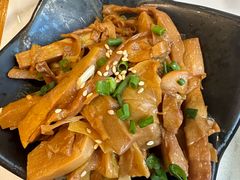 -馋三尺蟹粉小笼(人民广场店)