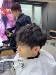 -藤野造型烫发染发