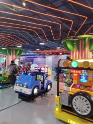 -咔叮卡丁·儿童室内赛车馆