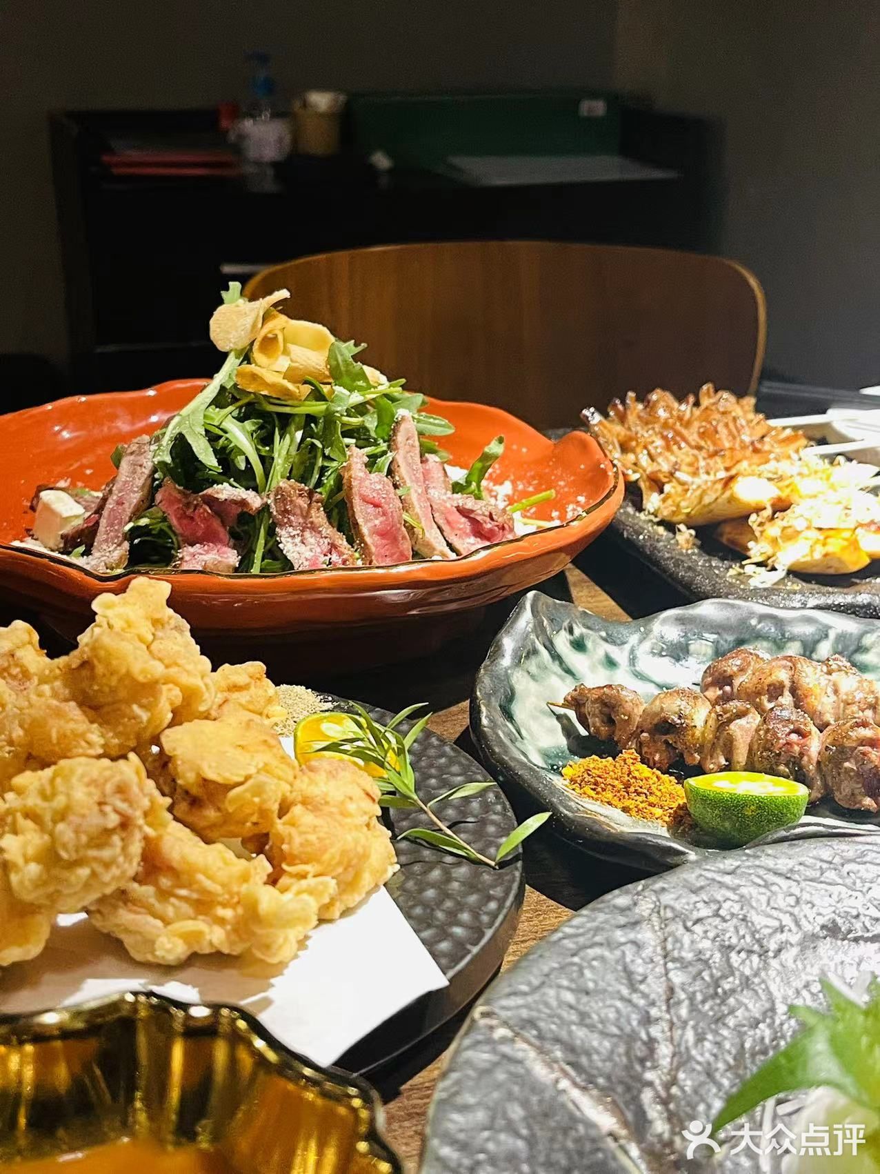 周末就不减肥了吧！去吃日料吃到饱！[嘿哈]